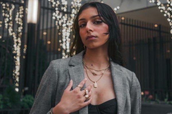 What are the essential tips for wearing statement necklaces with casual outfits?